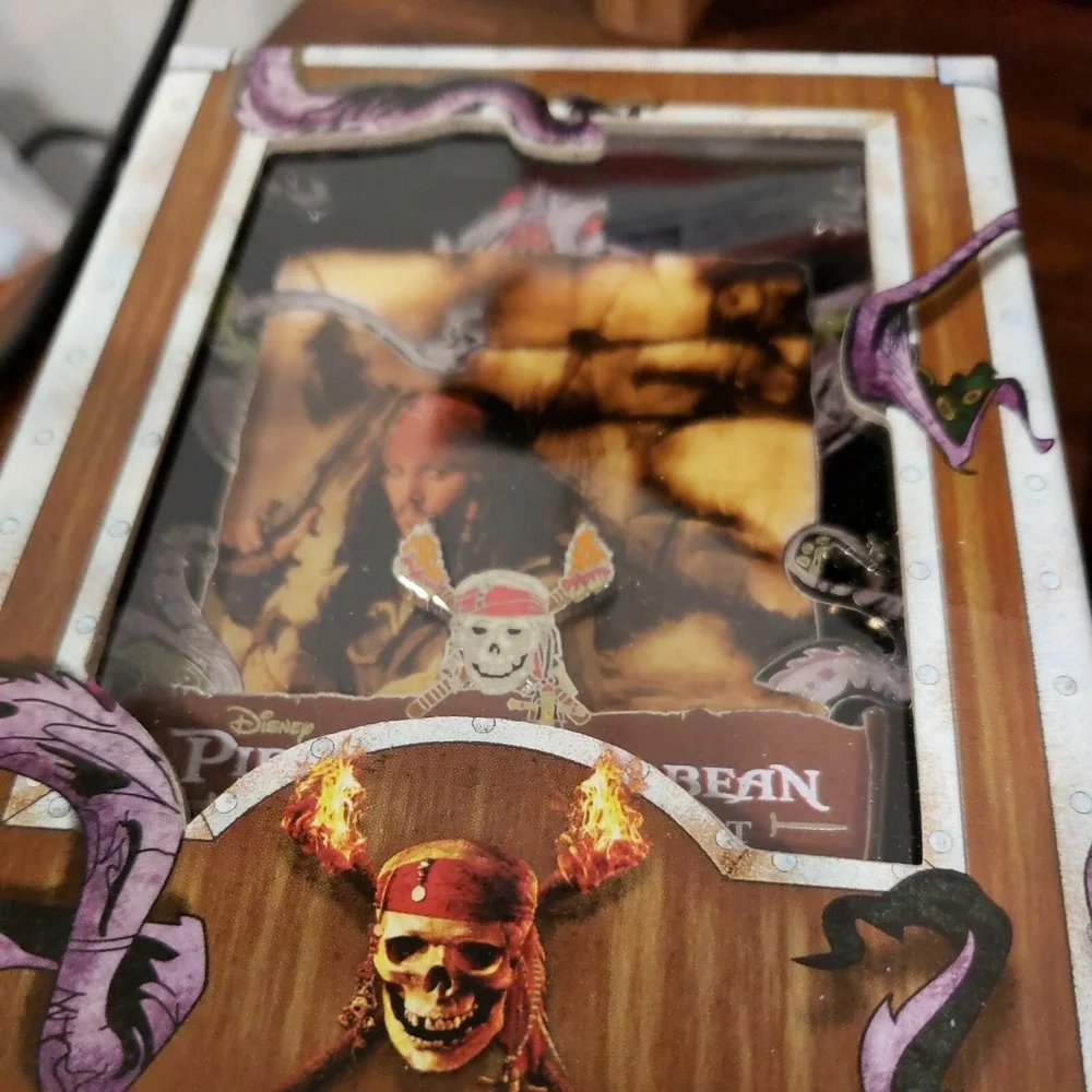 Disney Pin Pirates of the Caribbean Dead Mans Chest Opening Day LE 750 47661‎
